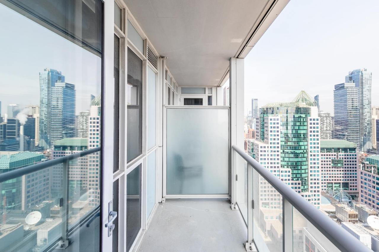 Stylish 1Br + Office Condo - Cn Tower View Toronto Exterior foto